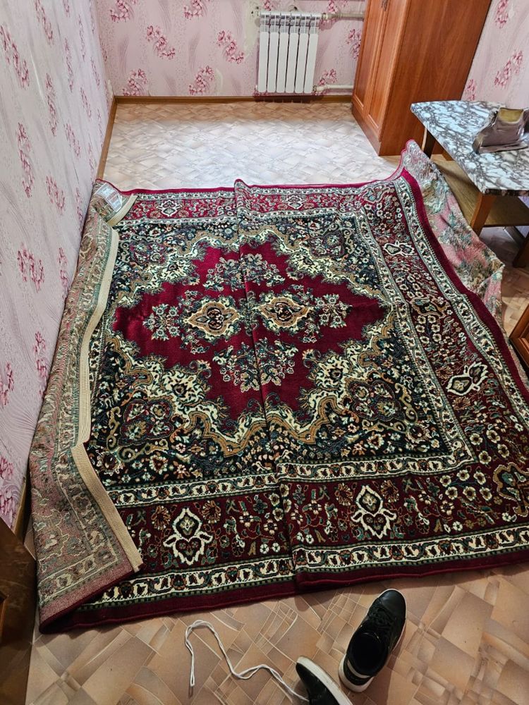 Продам ковер в городе Темиртау