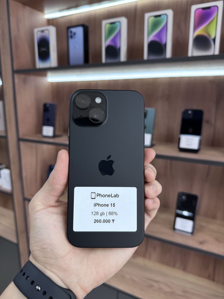 iPhone 15 128 GB / PhoneLab