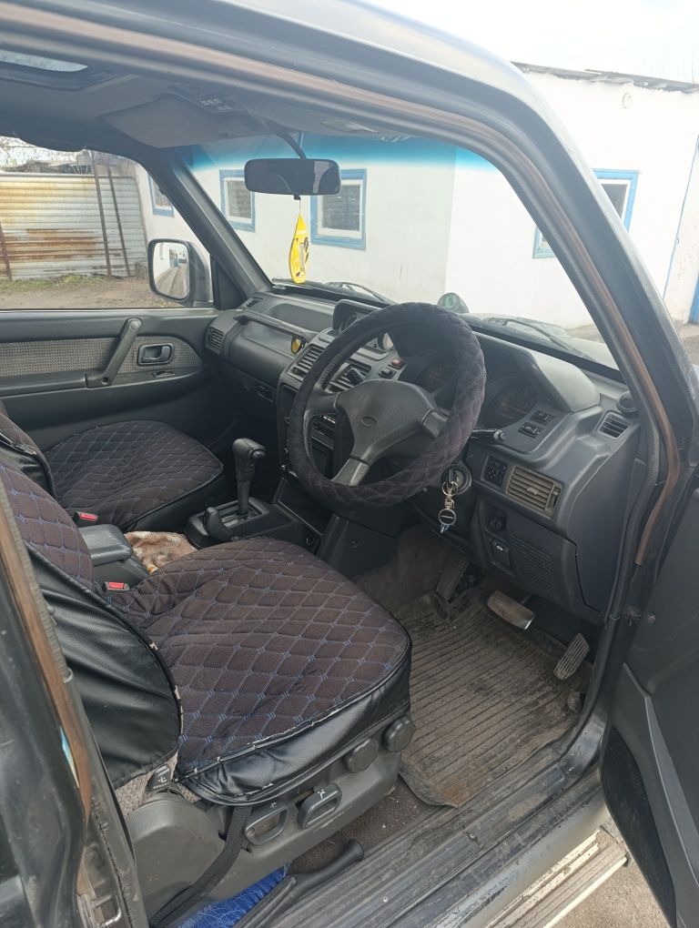 Продам Митсубиси Паджеро 2