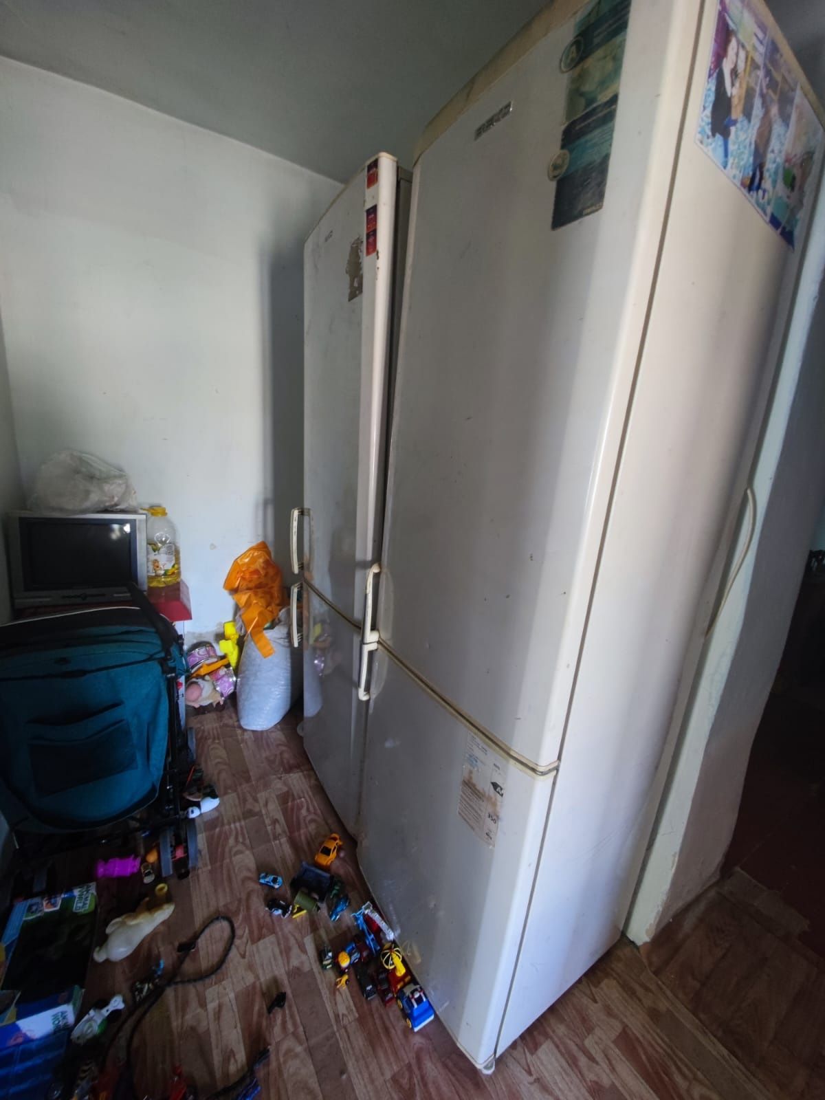 Холодильники Beko по 2 метра каждый нужно закачать фрион