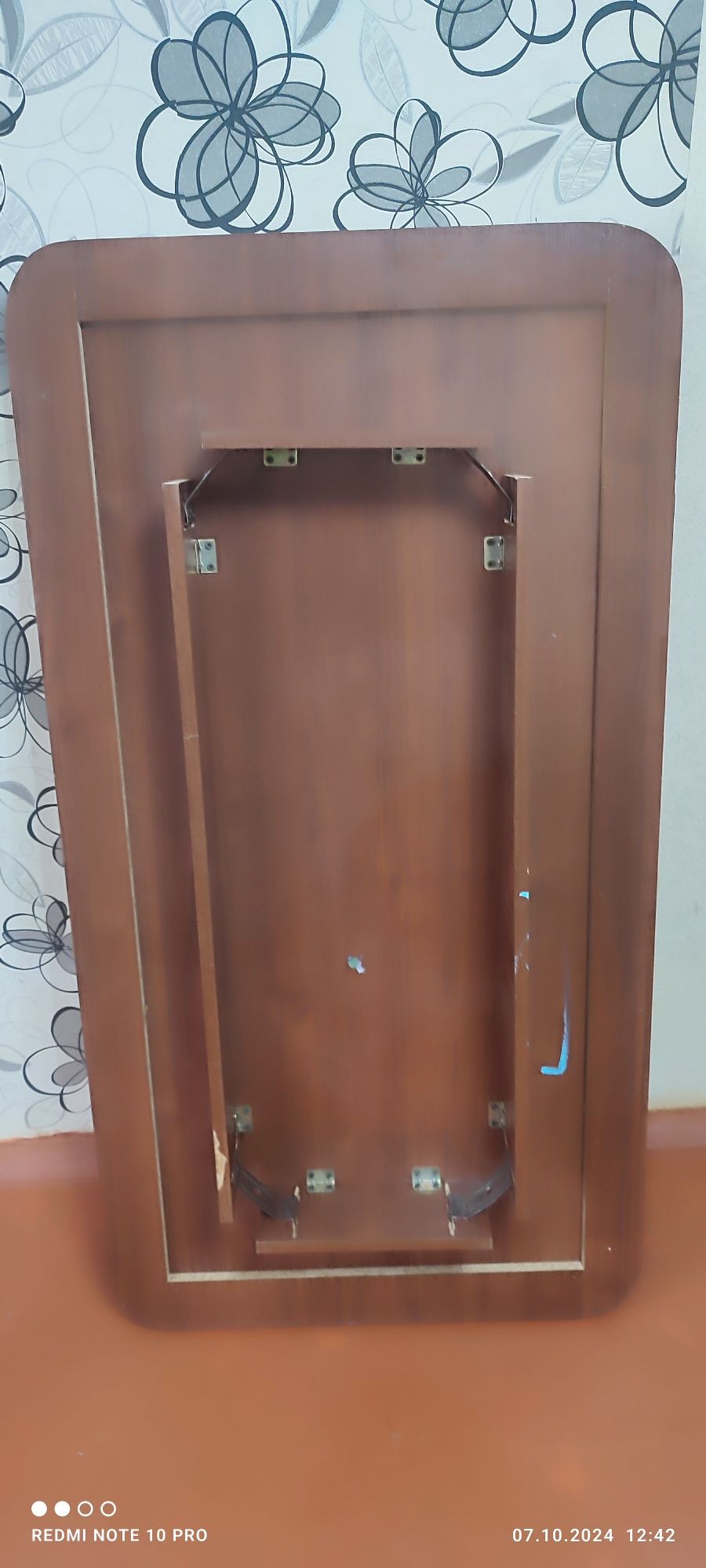 Стол кухонный ..