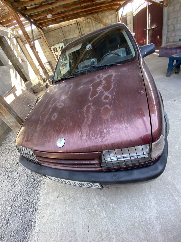 Продам Opel Vectra 1.8