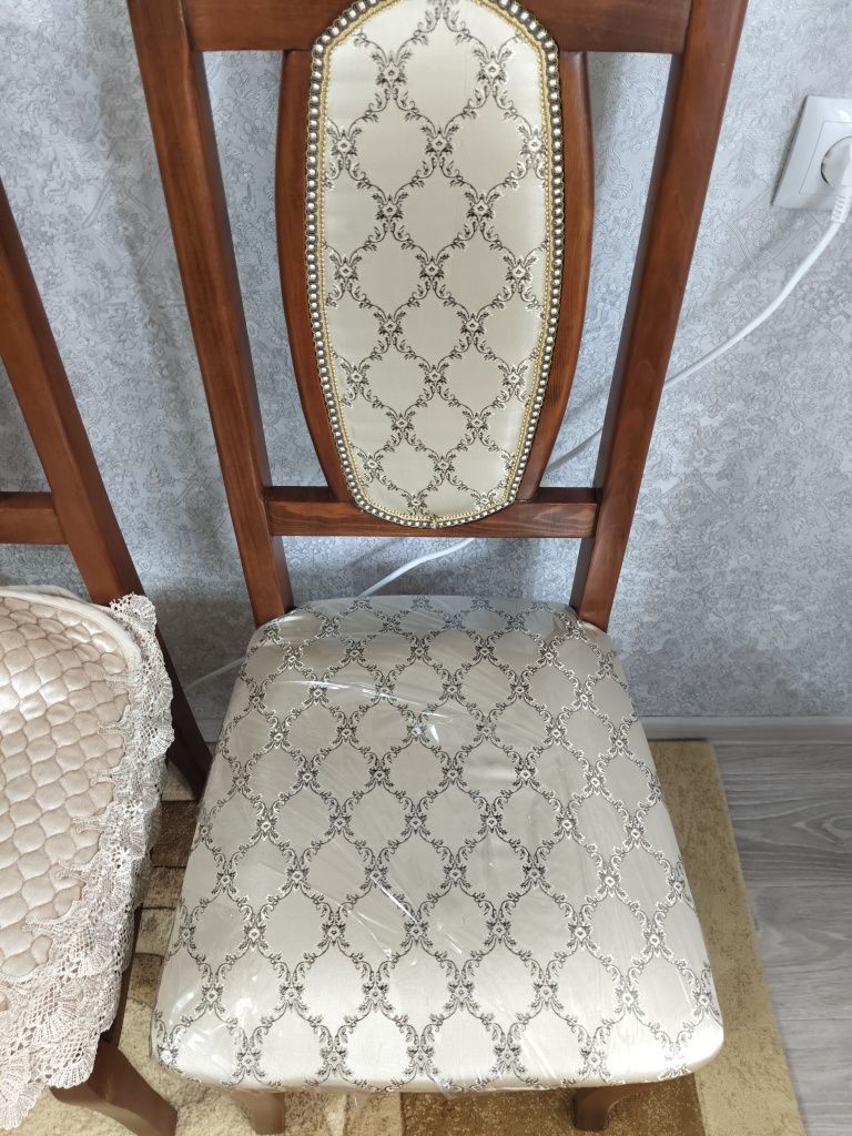 Стулья в гостиную