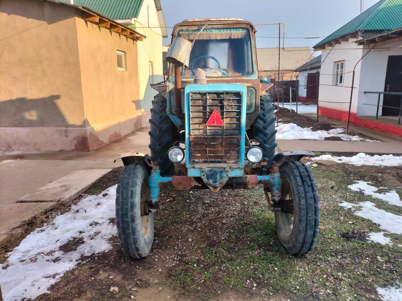 Трактор селхозтехника