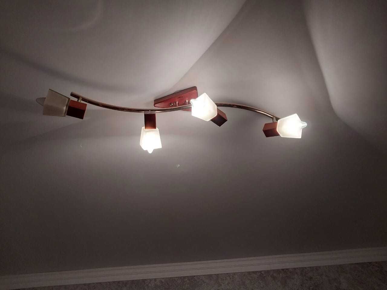 Б/у люстры состояние хорошие