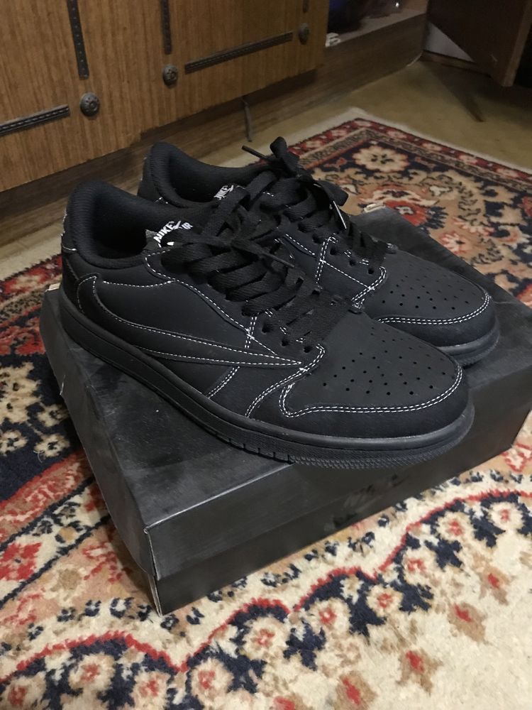 Nike Air Jordan Low