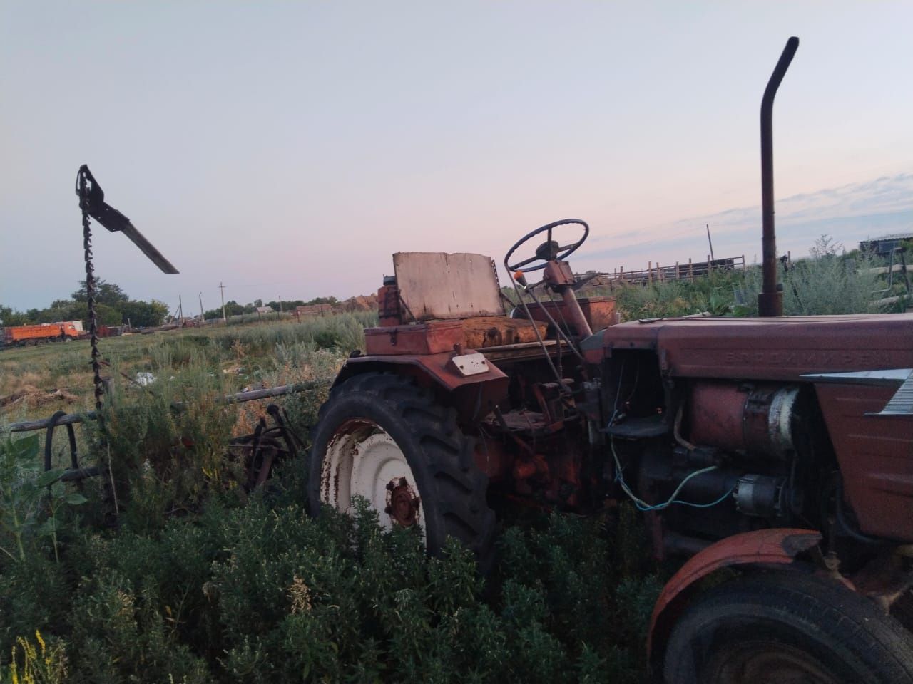 Продаем трактор. Т.25