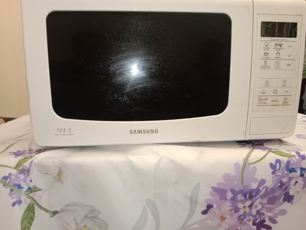 НЕРАБОЧИЕ! Продам микроволновку Samsung и мясорубку Galaxy.