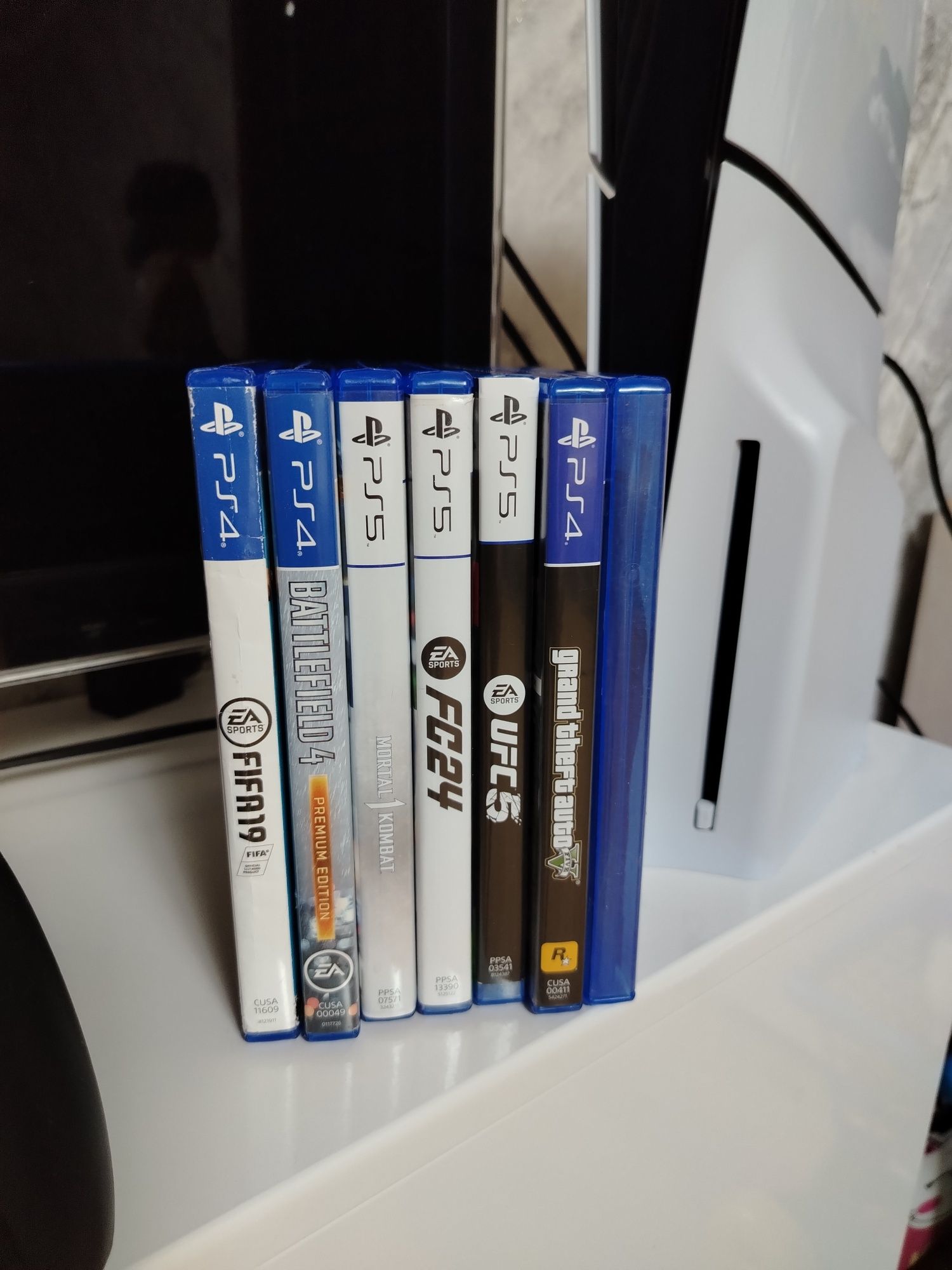 Продам Sony PlayStation 5 slim