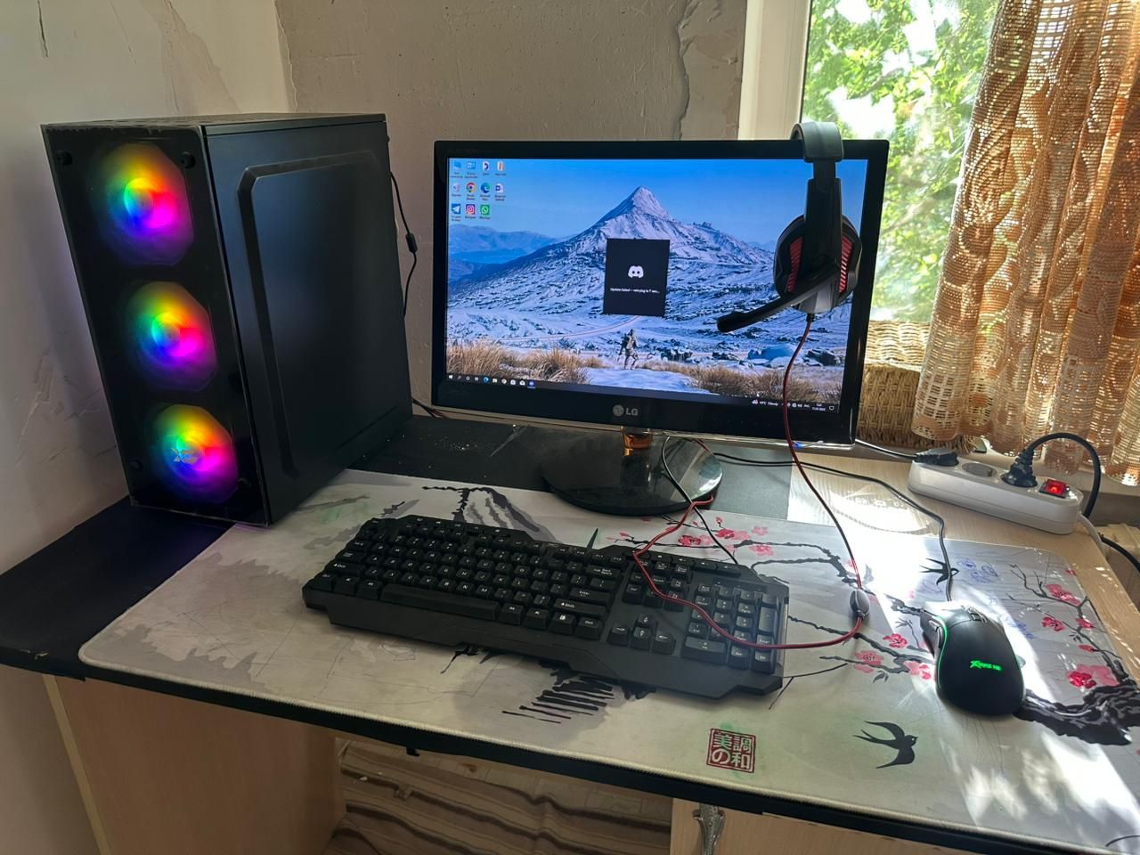 Продаю мощный игровой ПК + монитор Full HD, периферия и стол – 200,000