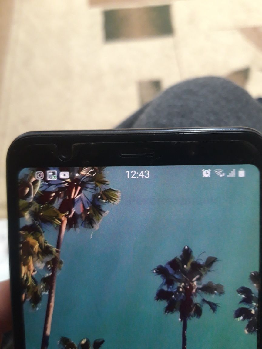 Samsung a7 2018 SM-A750FN