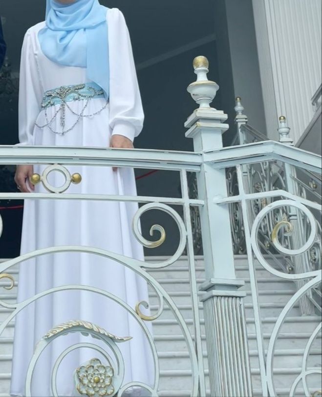 Платье и камзол на кыз узату, свадьбу