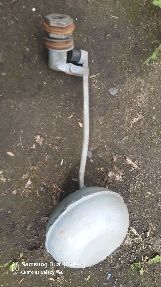 Продам воденной поплавок