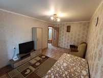 Продам 2х ком квартиру на 2м этаже в центре Костаная