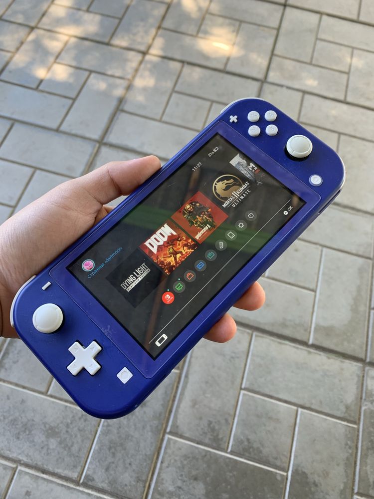 Продам nintendo switch lite