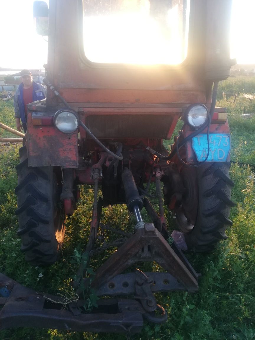 Продам трактор Т-25 и многое другое