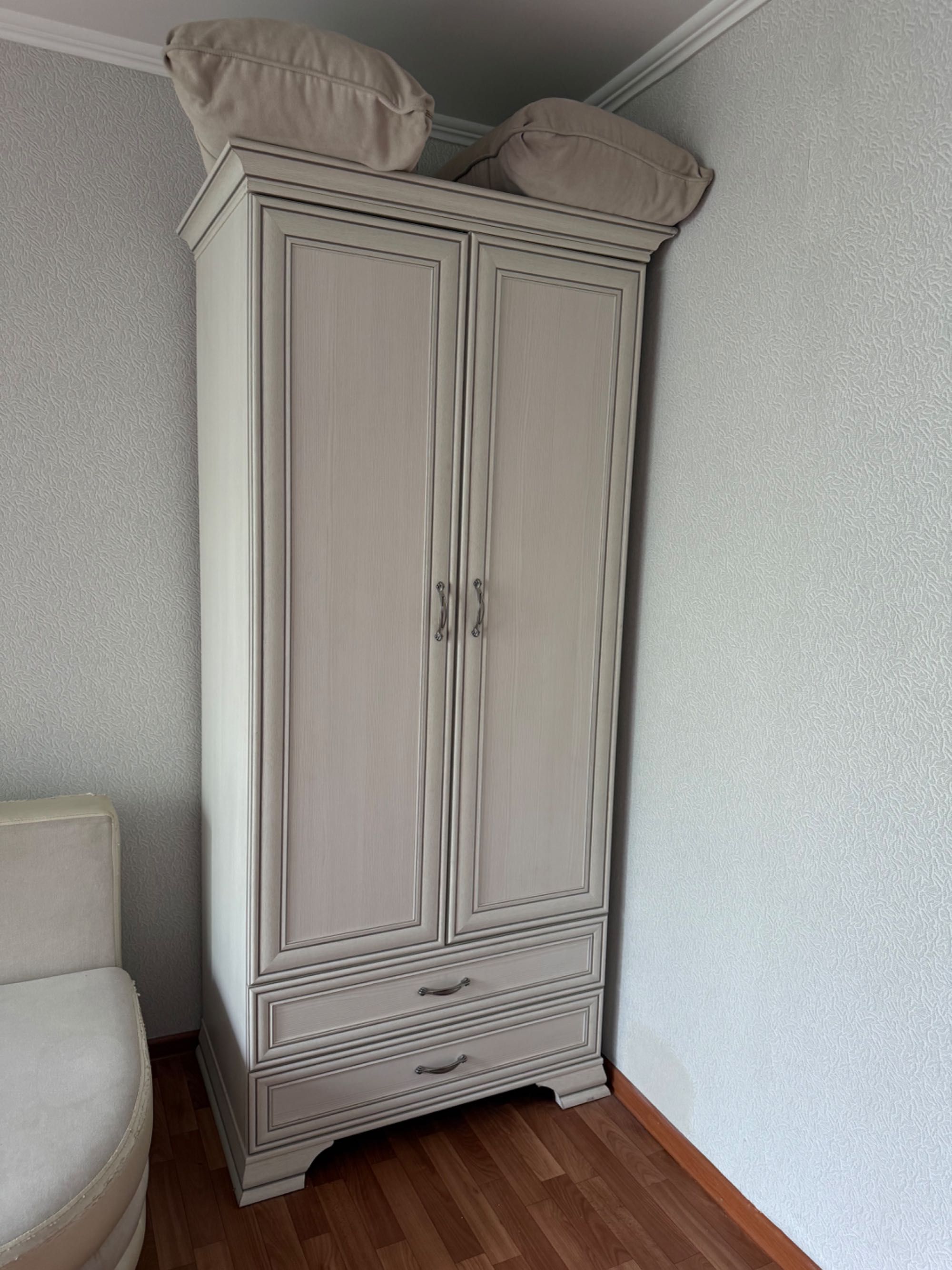 Продам шкаф для одежды Tiffany Woodline Anrex