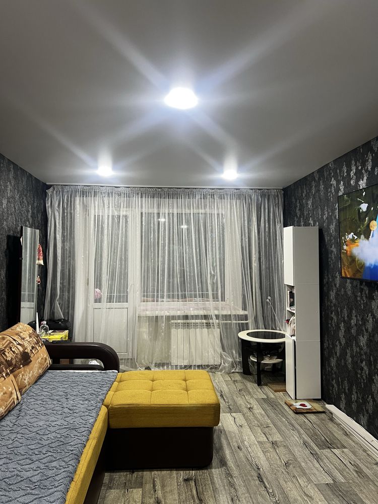 Продам 2ку теплую и светлую