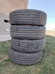 Срочно продам авто летные шиный 215/60 R 17