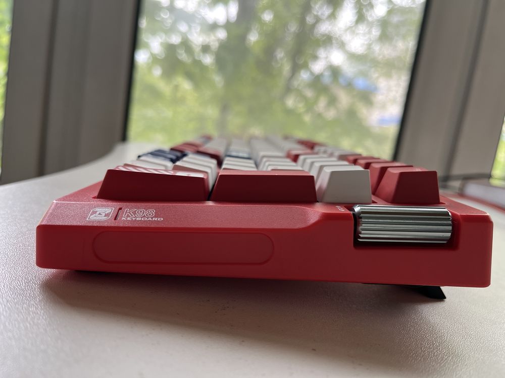 Механическая клавиатура ZIDLI GAMING KEYBOARD K98