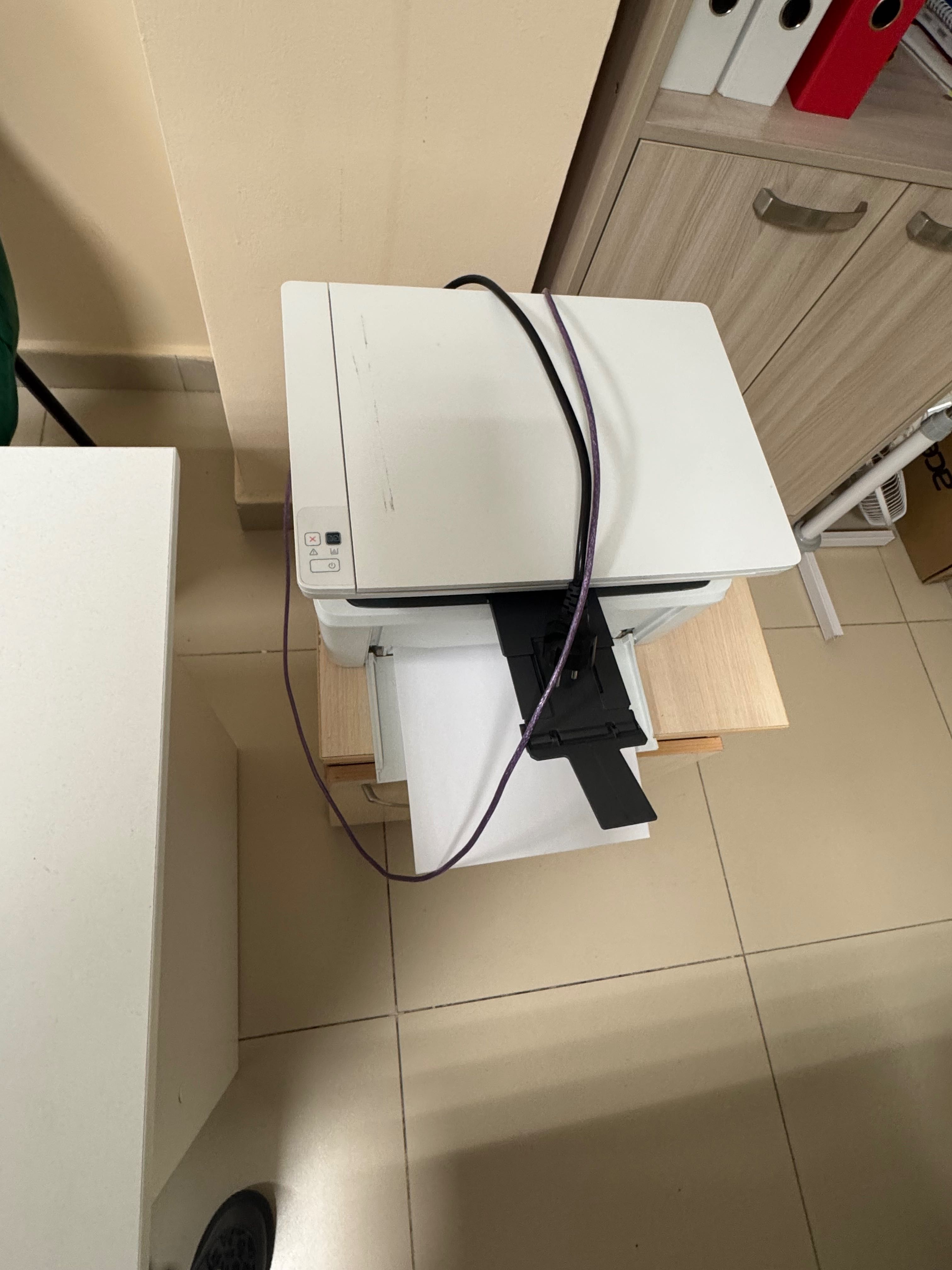 HP Laserjet pro mfpm28a