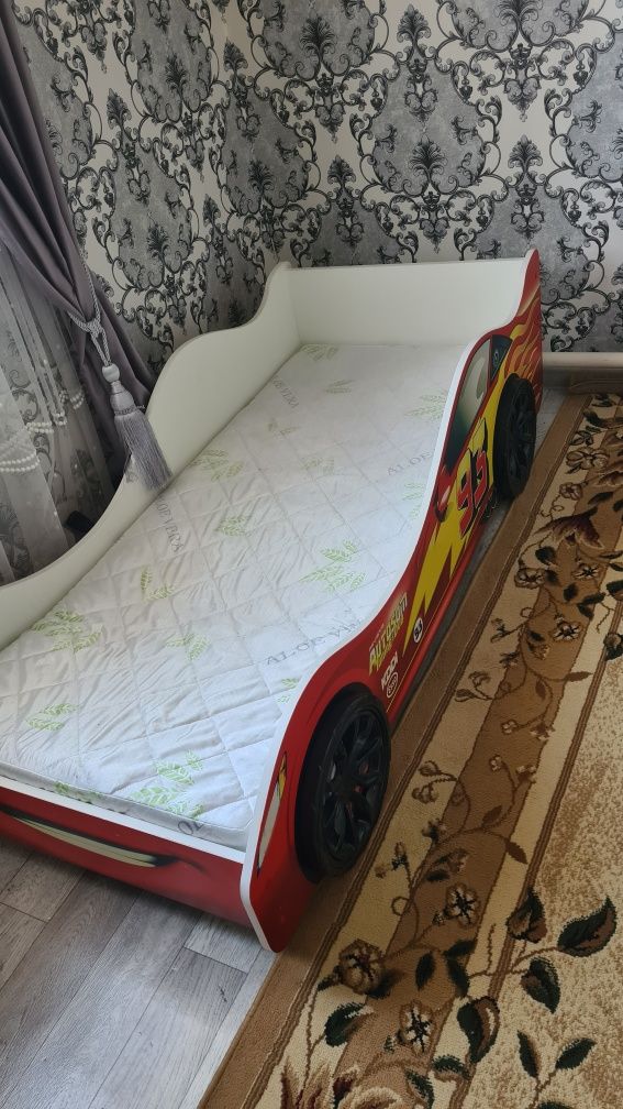 Продам детские  кровати