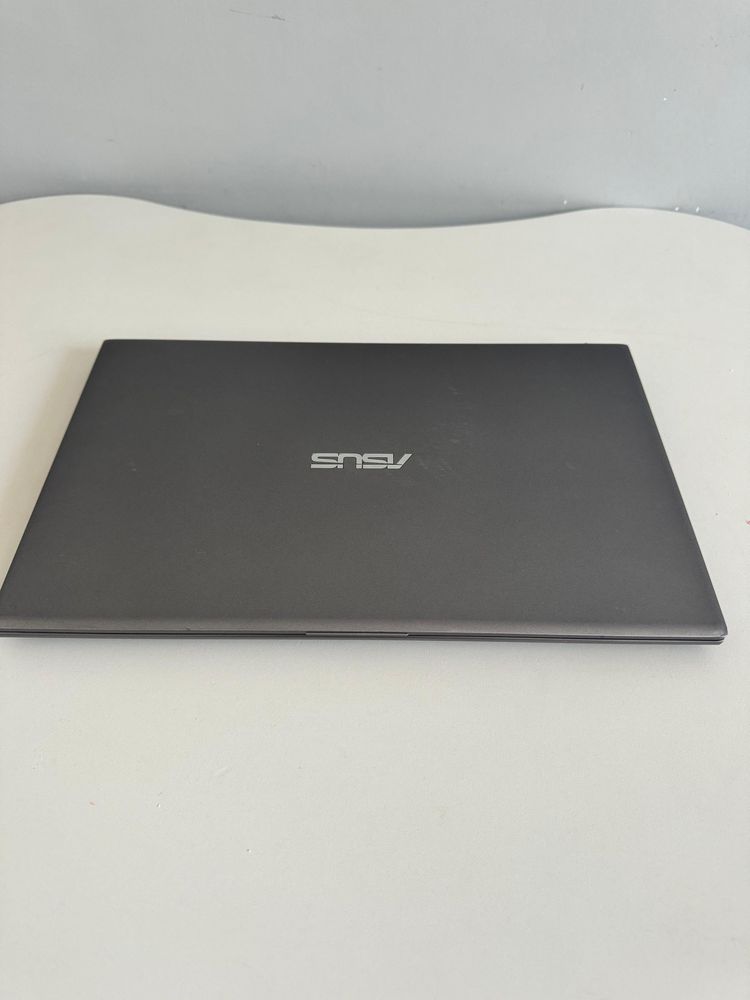 Ноутбук Asus vivabook