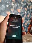 Продам заблакированный Iphone 7