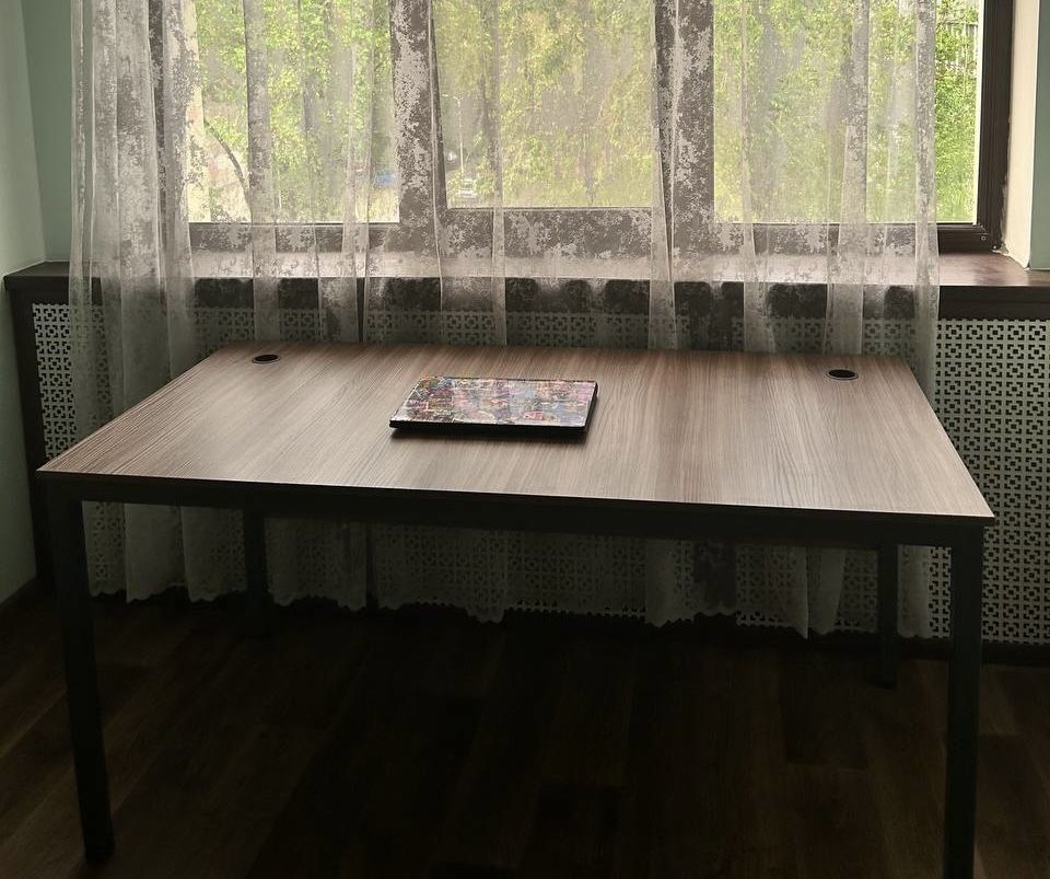 Компьютерный стол, 160х80 см