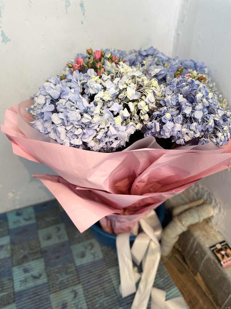 Цветы гүл сатылады