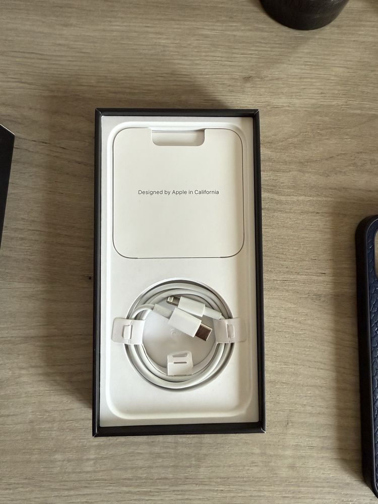 Продам iPhone 12 Pro Max 256