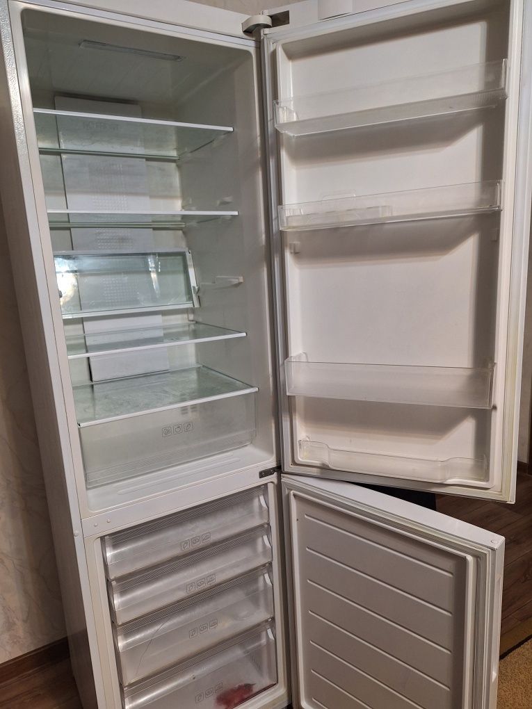 Haier холодильник