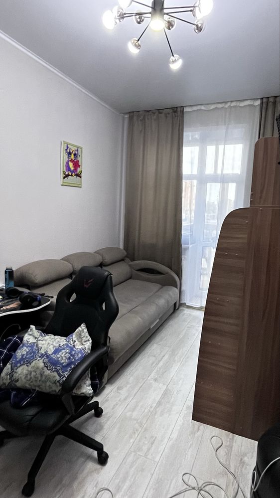 Продам 4 комнатную квартиру в новом доме