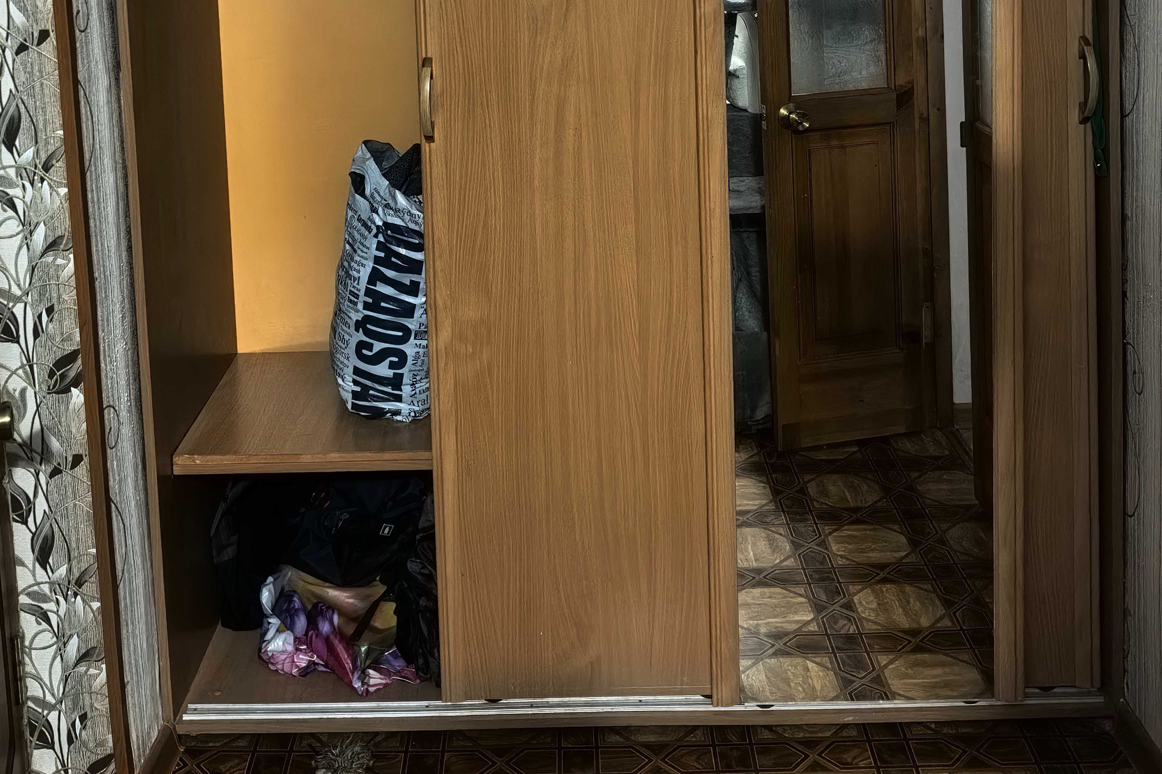 Шкаф - купе 3-х дверный в прихожую