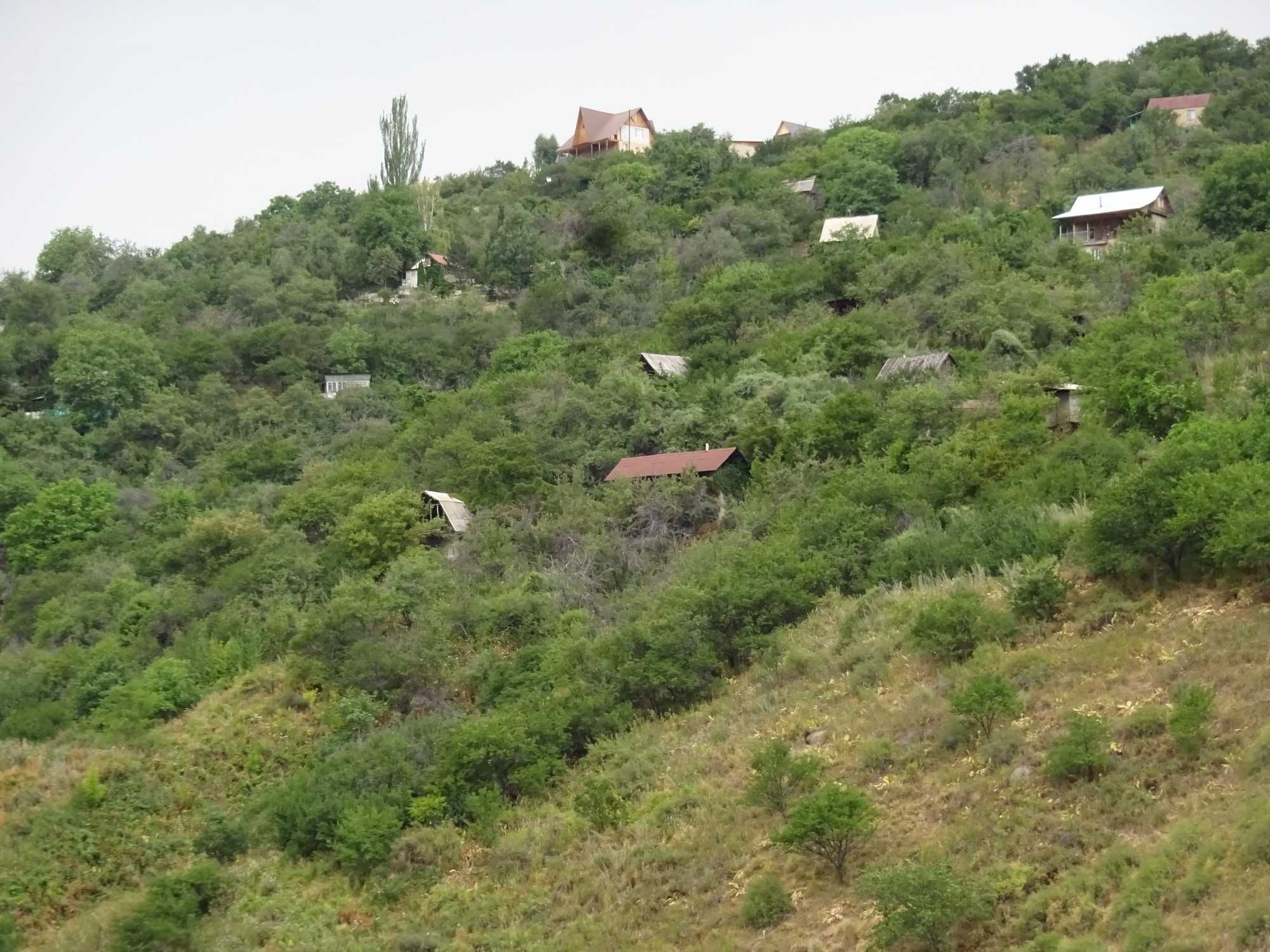 Дачу в горах продам.