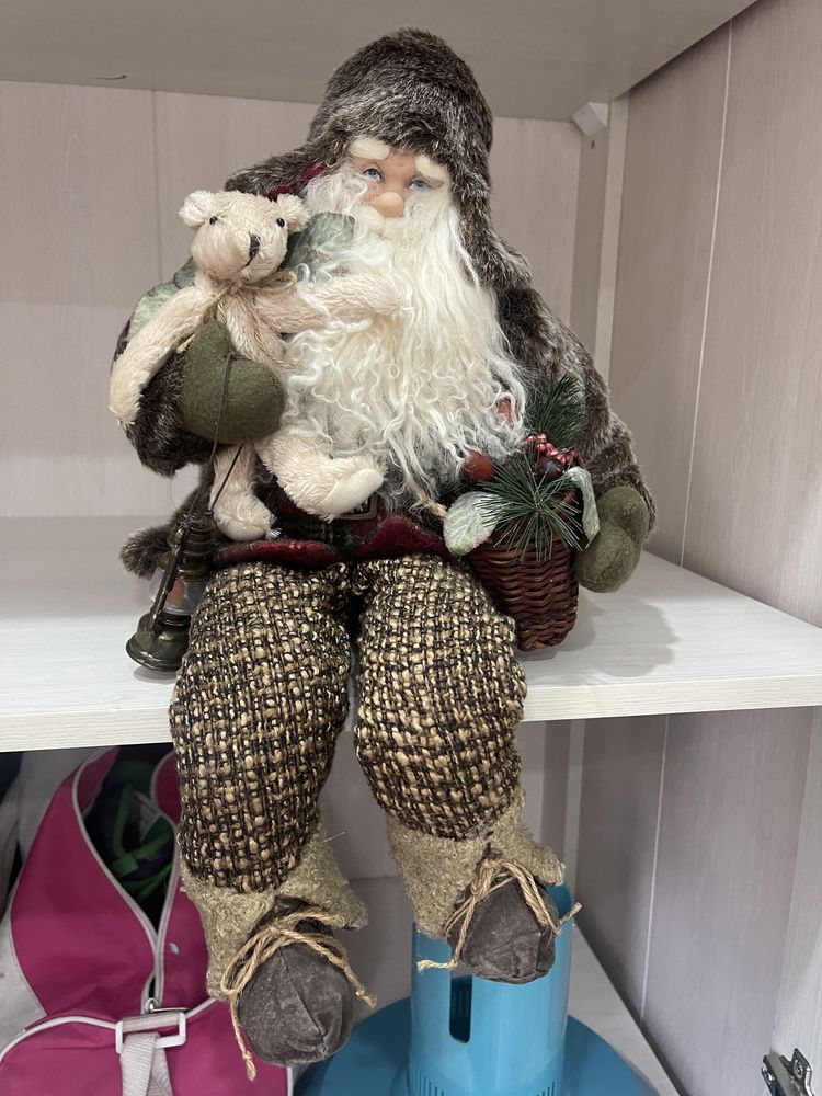 Новогодние аксессуары для украшения дома