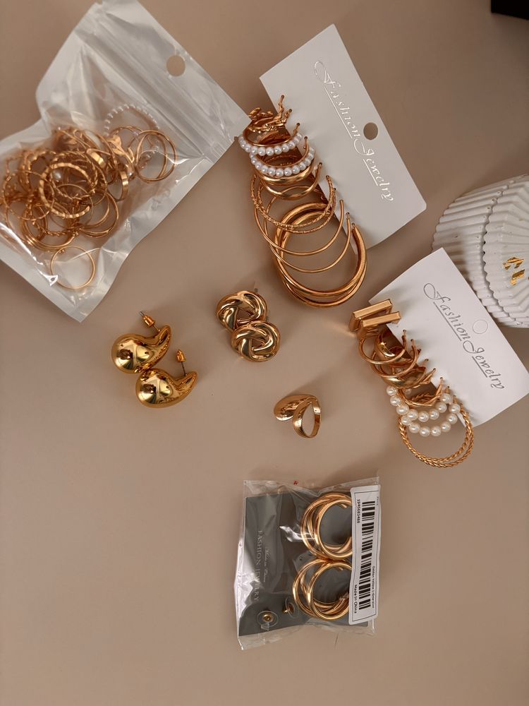 Набор серёг и колец (Fashion Jewelry) – золотой цвет