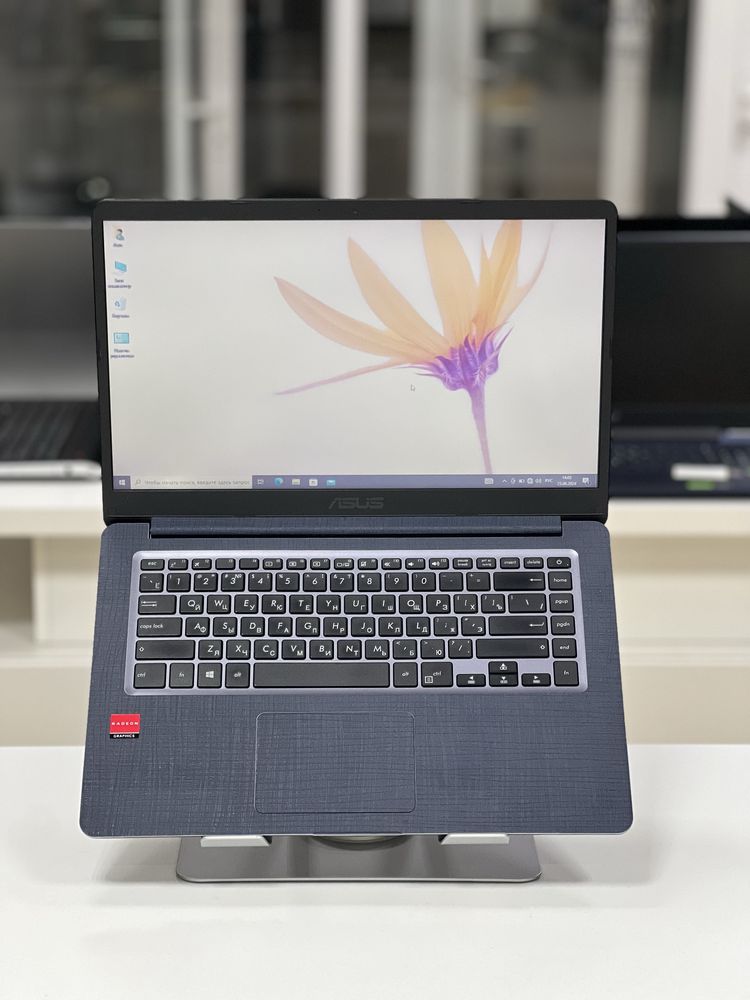 ASUS | AMD A12 | ОЗУ 16Gb | SSD 256Gb