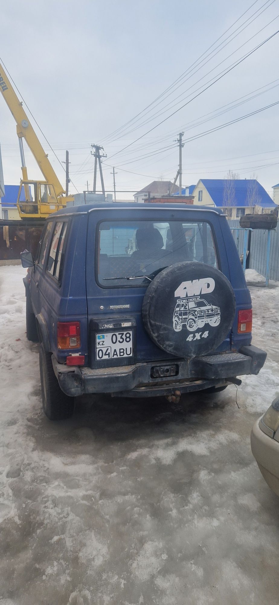 Митсубиси Паджеро 1(1990год) по запчастям