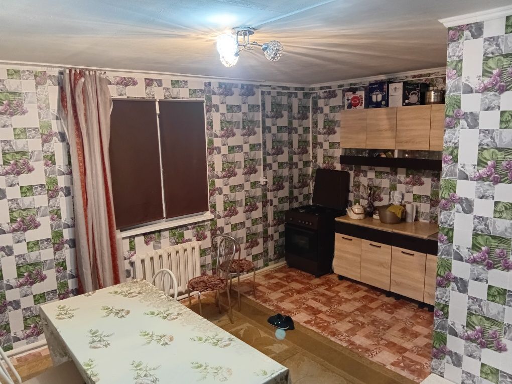 Продам 4х комнатный частный дом, с земельным участком 8 соток.