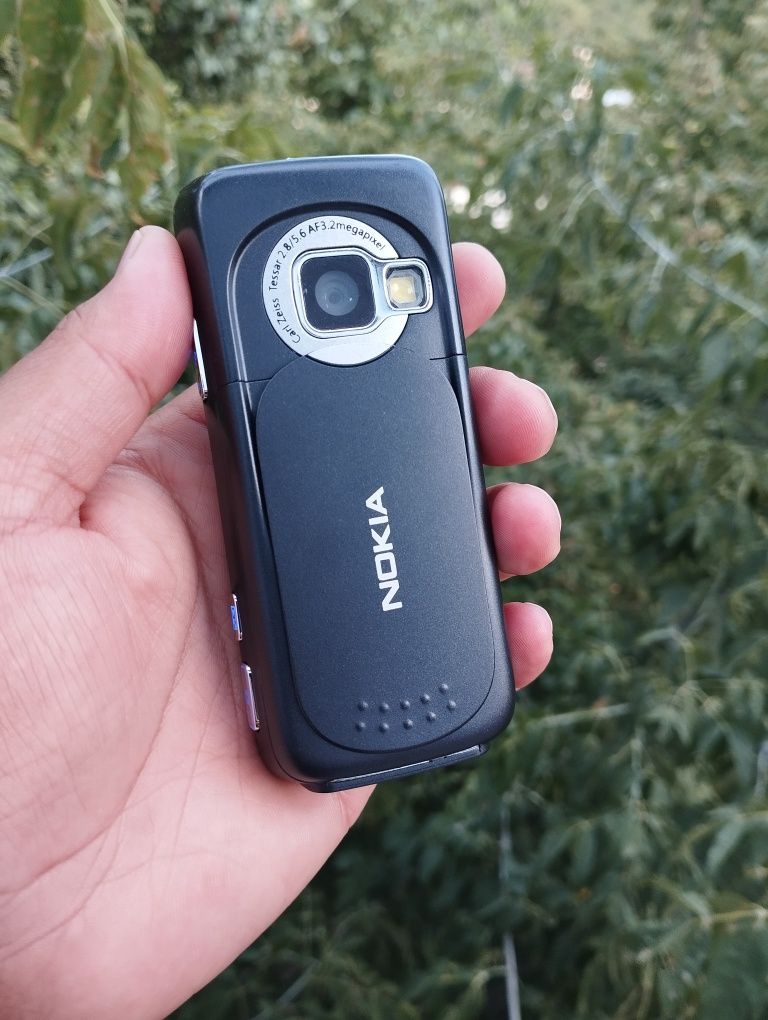 Nokia N73 ретро телефоны