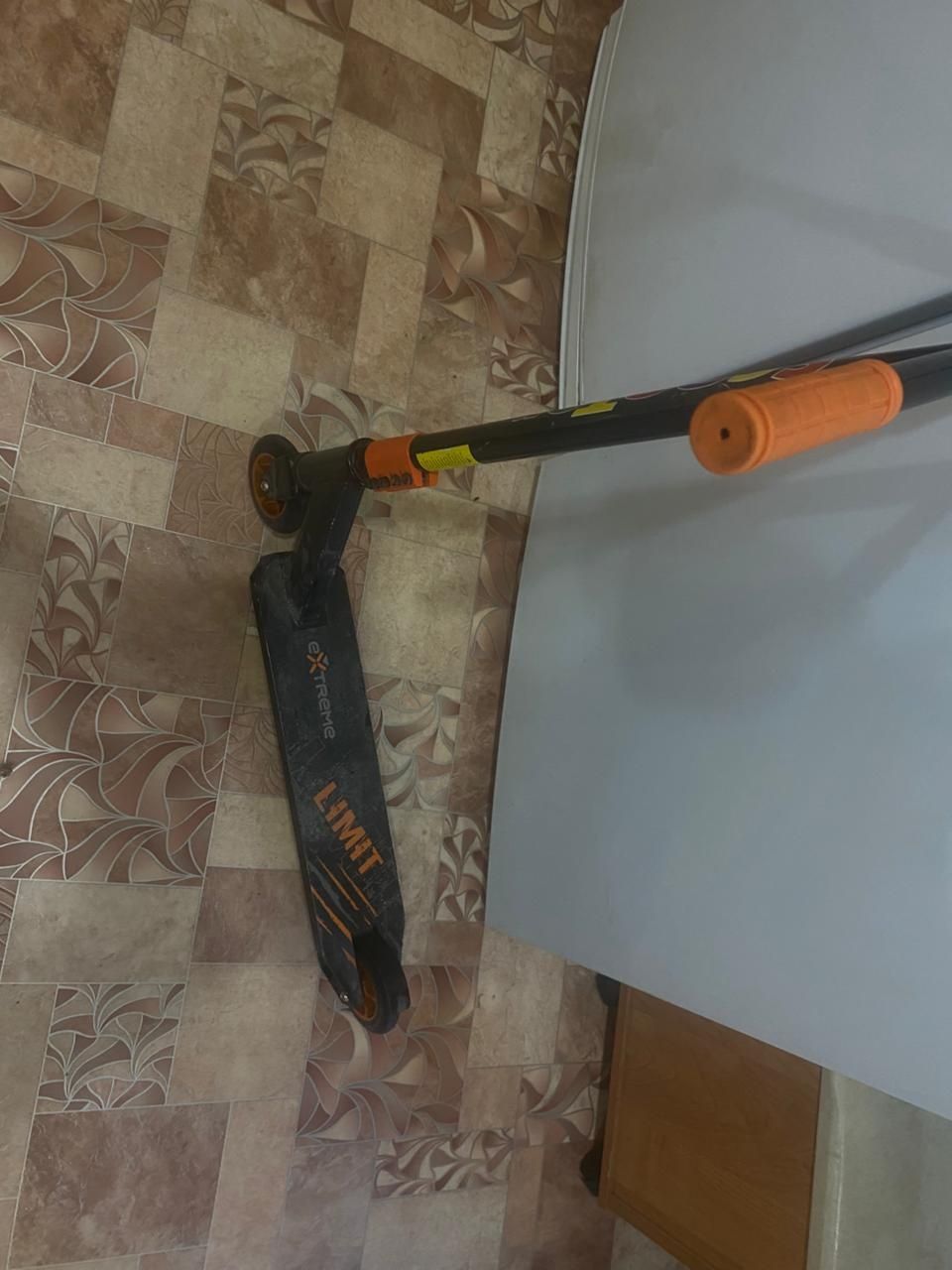 Продам трюковой самокат