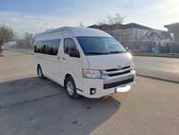 Пассажирские перевозки/Toyota Hiace/Аренда микроавтобуса