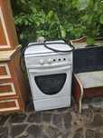 Продам газовую плиту
