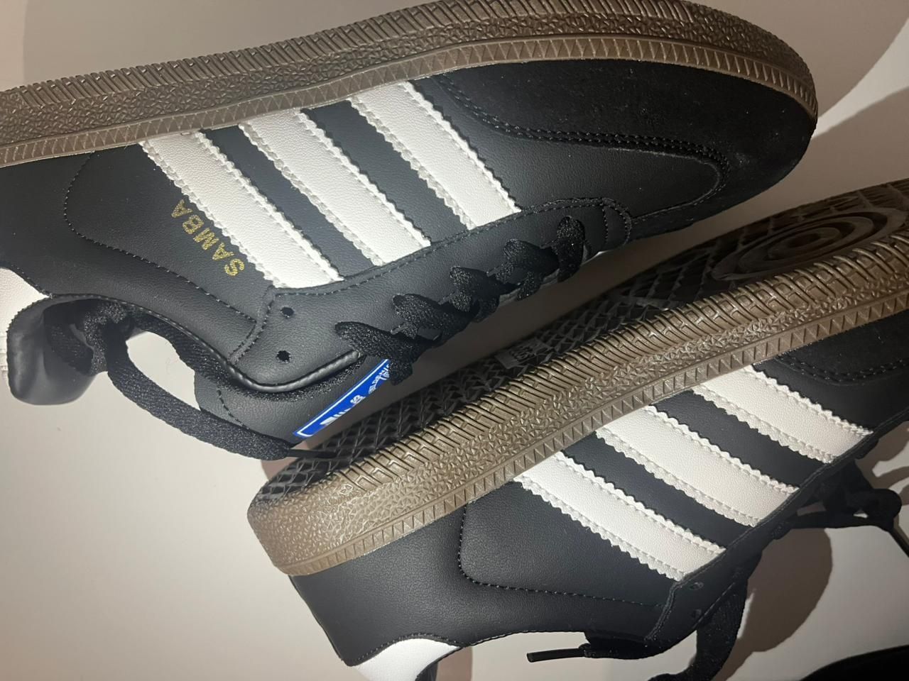 Adidas samba черного цвета