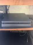 Продам PS4 Slim 500 gb