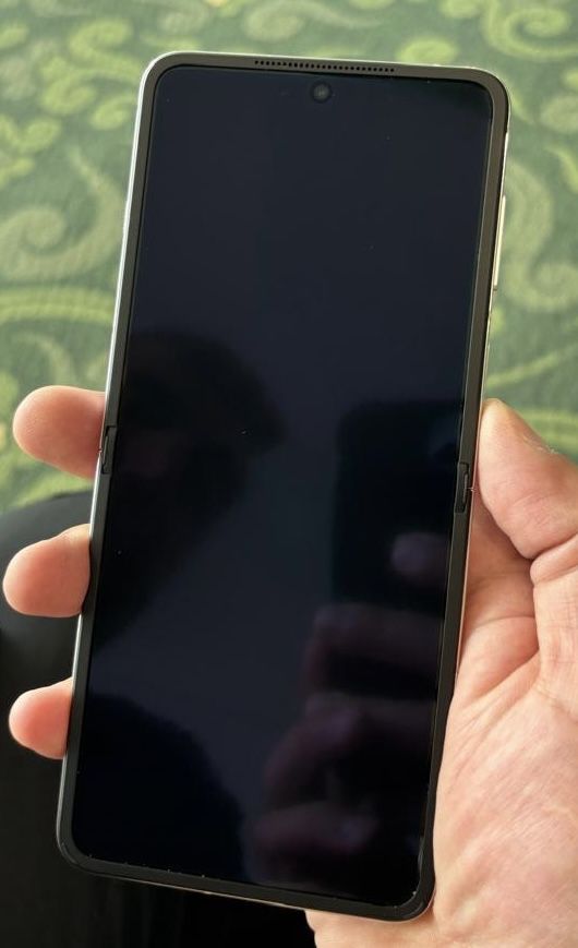 Смартфон Oppo Find N3 Flip 12/512Gb Cream Gold