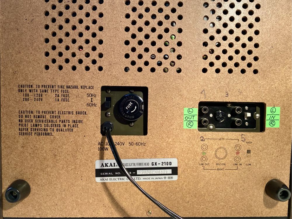 AKAI GX - 210D three- motor / auto reverse