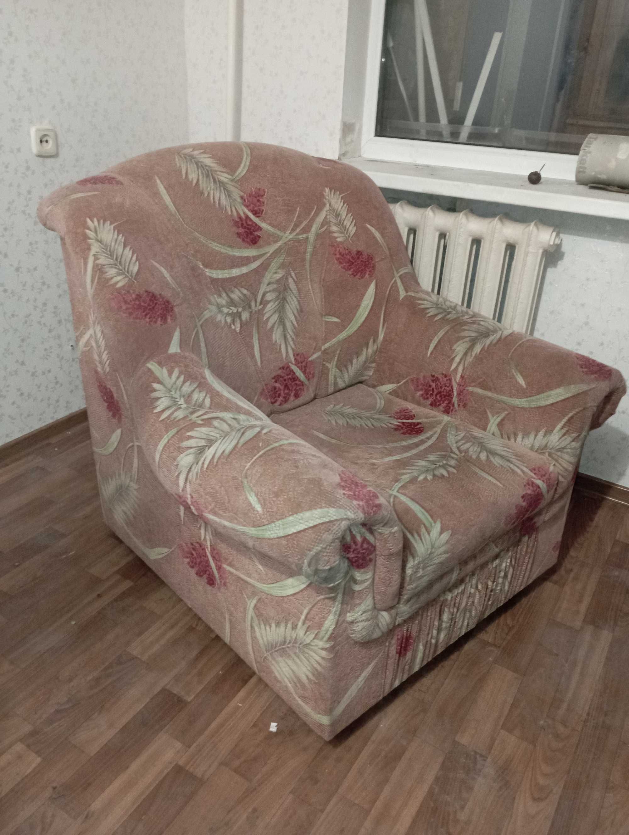 Диван + два кресла