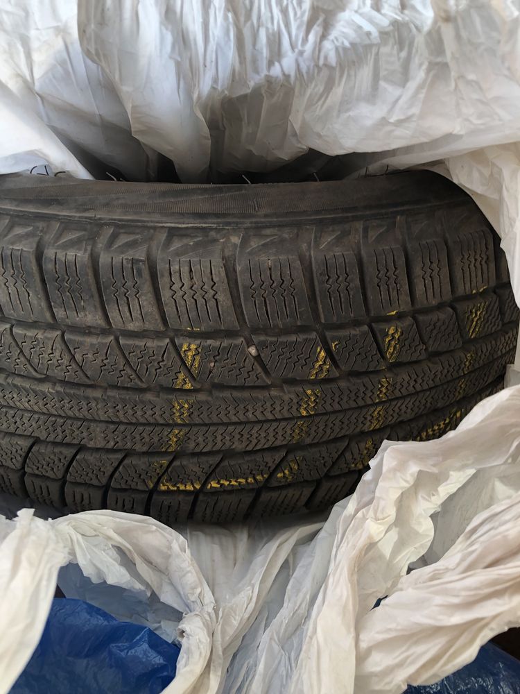 Зимние шины комплект триангл 215 55 R17